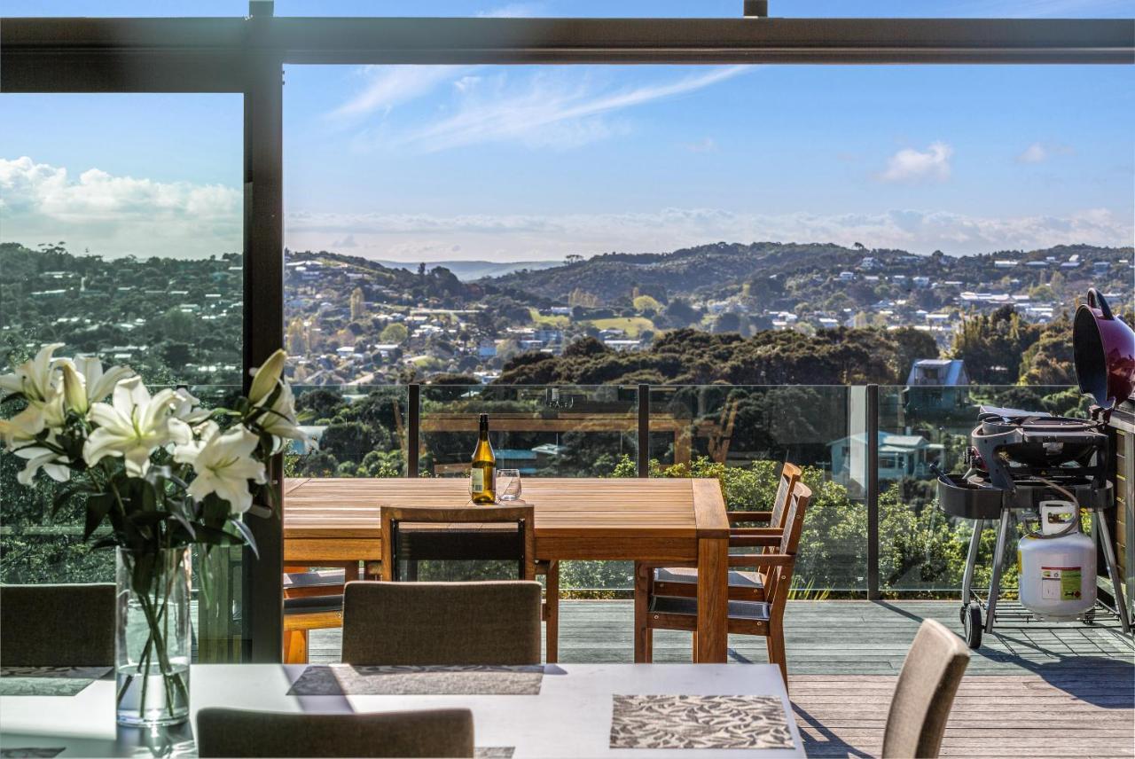 Taonga With Sea Views By Waiheke Unlimited Villa Oneroa Exterior photo